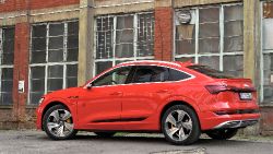 Audi e-tron Sportback - Bild 3 aus der Fotogalerie