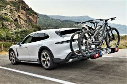 Porsche Taycan Cross Turismo - Image 13 from the photo gallery