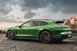 Porsche Taycan Cross Turismo - Image 6 from the photo gallery
