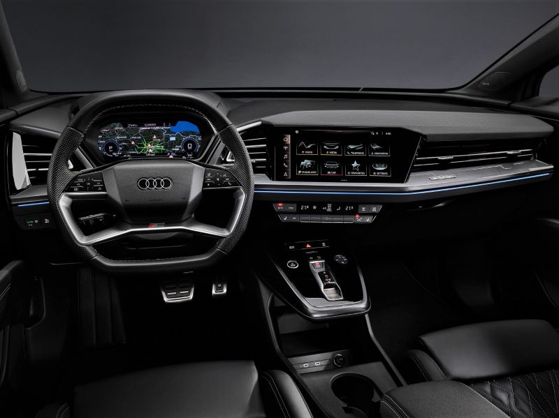 Audi Q4 e-tron  0 - title image