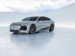 Audi A6 Sportback e-tron - front left view