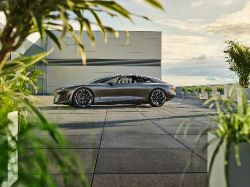 Audi grandsphere concept - photogallery image