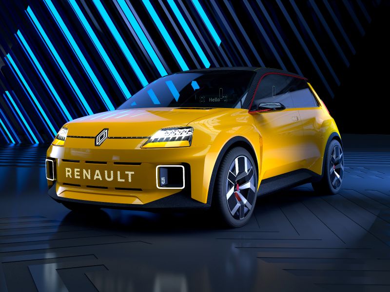 title image of Renault 5 prototype - return of a legend - on sale in 2024 (20 photos in the photo gallery)