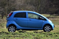 Peugeot iOn - 4. obrázek fotogalerie