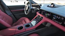Porsche Taycan - 23. obrázek fotogalerie
