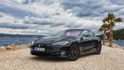 Tesla Model S - Bild 20 aus der Fotogalerie