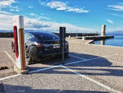 Tesla Model S - 12. obrázek fotogalerie