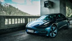 Tesla Model 3 - 7. obrázek fotogalerie