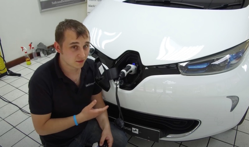 titulní obrázek článku: Renault Zoe Review one year of ownership