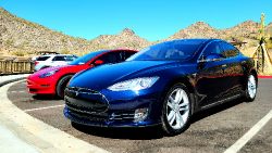 Tesla Model S - Image 8 from the photo gallery