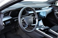 Audi e-tron Sportback - Image 8 from the photo gallery