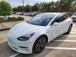 Tesla Model 3 - Image 1 from the photo gallery