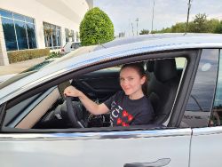 Tesla Model 3 - Image 2 from the photo gallery
