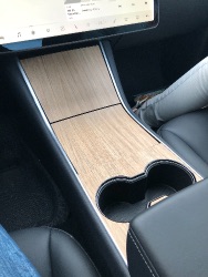 Tesla Model 3 - Centre console wrapped