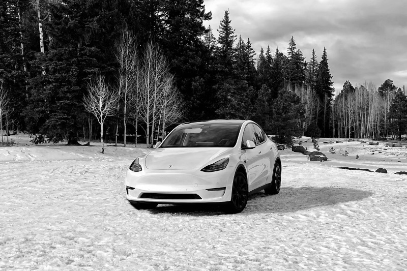 Tesla Model Y Long Range AWD 2020 - Titelbild