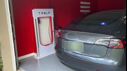 Tesla Model 3 - Image 7 from the photo gallery