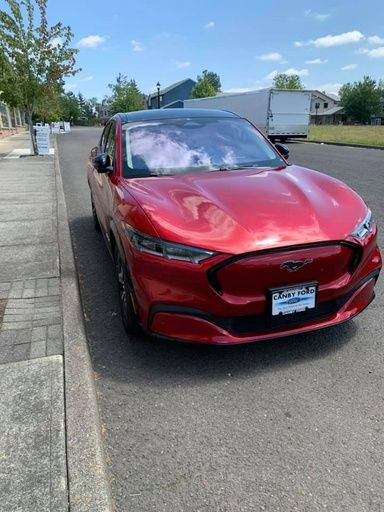 Ford Mustang Mach-E Premium Extended Range AWD 2021 - titulní obrázek