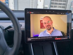 Tesla Model 3 - photogallery image