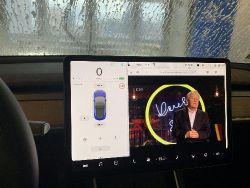 Tesla Model 3 - photogallery image