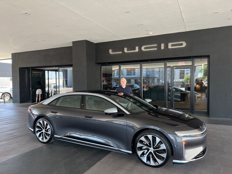 Lucid Air Grand Touring 2022 - タイトル画像