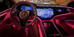 Mercedes-Benz EQS SUV - Bild 1 aus der Fotogalerie
