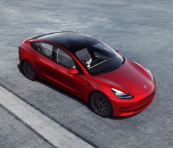 Tesla Model 3 - side