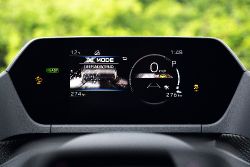 Toyota bZ4X - cockpit display