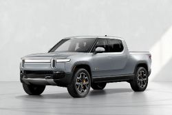 Rivian R1T - LA Silver