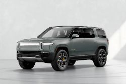 Rivian R1S - Limestone