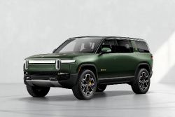 Rivian R1S - Forest Green