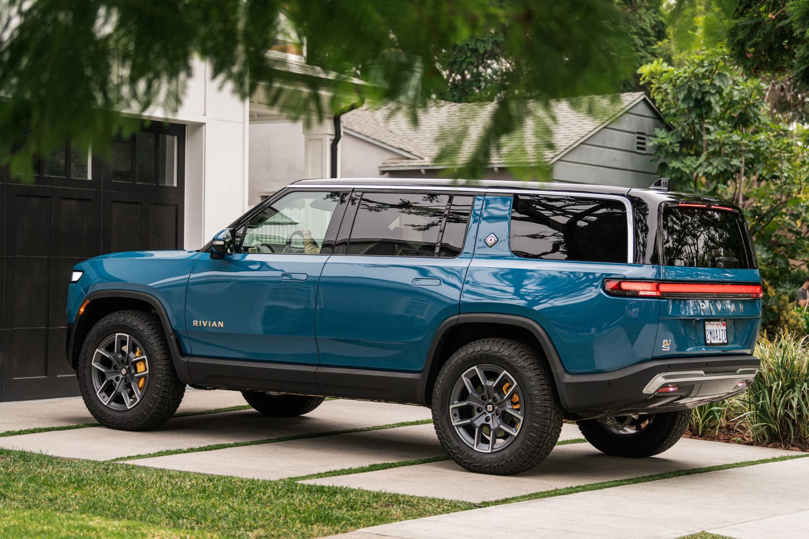 Rivian R1S DualMotor AWD Large Pack Technische Daten und Preise