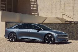 Lucid Air - Pure Side