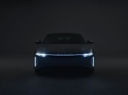 Lucid Air - Front View Headlights