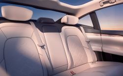 NIO ET7 - rear seats
