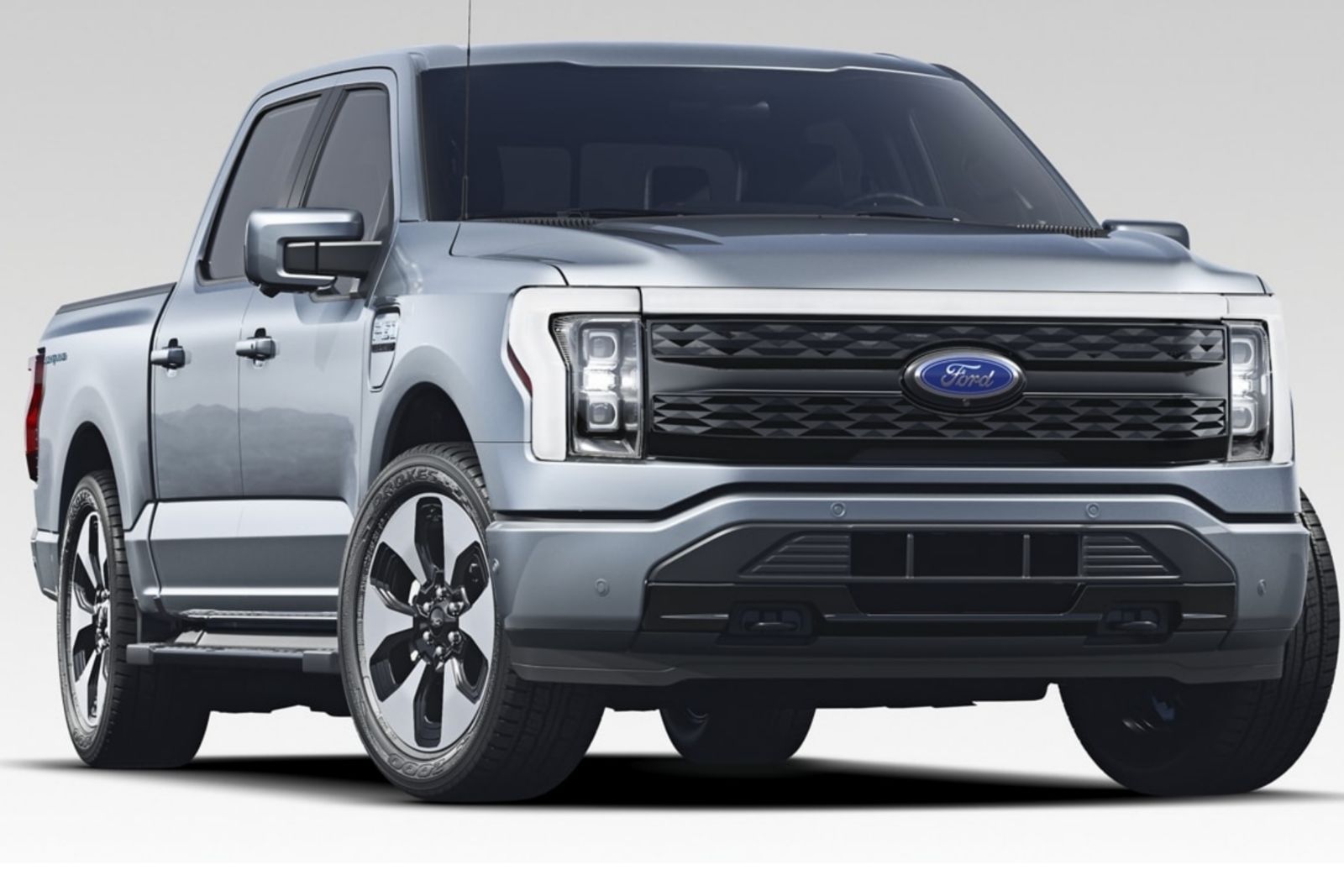 Ford F150 Lightning Extended Range tech specs and prices myEVreview