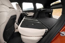 BMW iX1 - trunk / boot