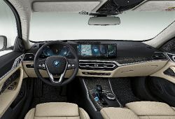 BMW i4 - interior