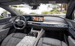 BMW i7 - interior