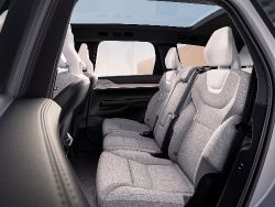 Volvo EX90 - interior back seats