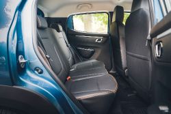 Dacia Spring - interior back seats