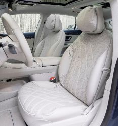 Mercedes-Benz EQS - interior front seats
