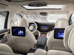 Mercedes-Benz EQS SUV - Interior Hyperscreen