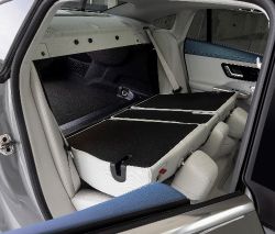 Mercedes-Benz EQE - trunk / boot
