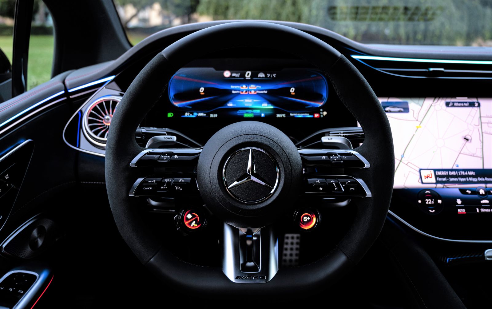 Mercedes EQE 300 - (Battery Energy 100.0 kWh, Torque 550 Nm