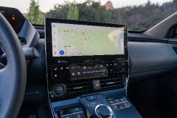 Subaru Solterra - Interior touchscreen