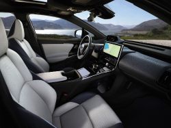 Subaru Solterra - Interior seats dashboard