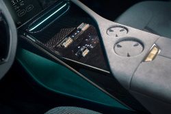 Lotus Eletre - Interior