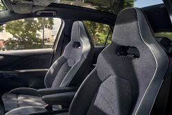 Volkswagen ID.3 - front seats