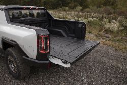 GMC Hummer EV Pickup - Bed