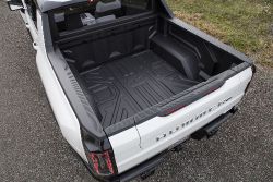 GMC Hummer EV Pickup - bed